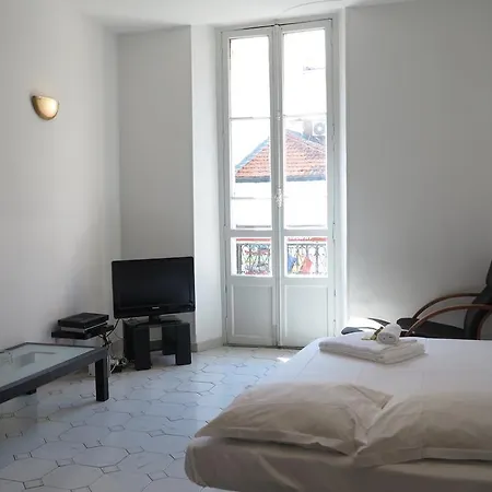 Appartement Viva Riviera - 5 Rue Commandant André Cannes